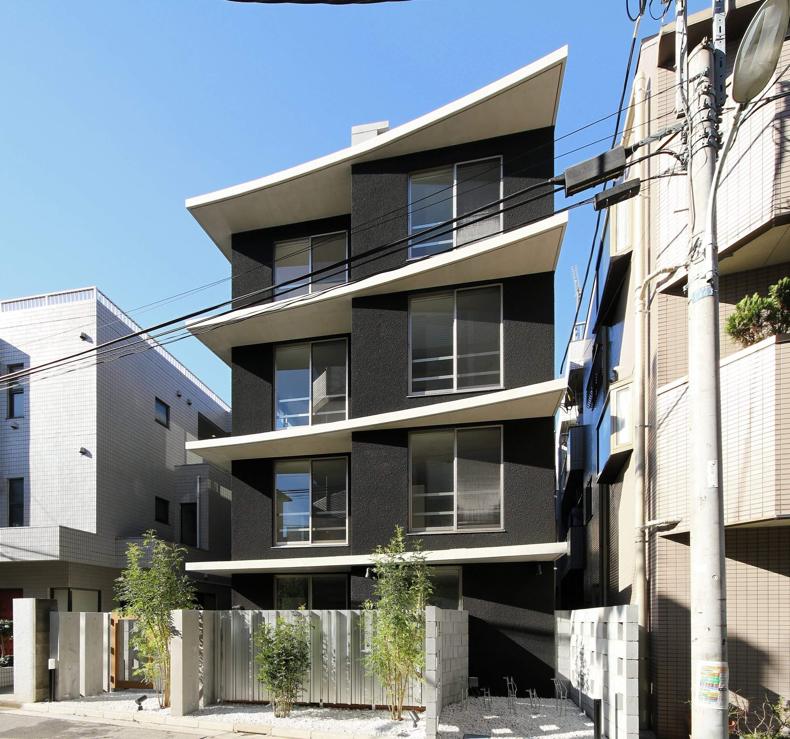 000151220104334re002