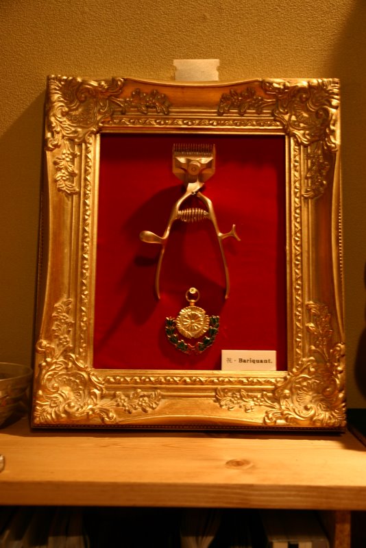 100308015637 100308015637