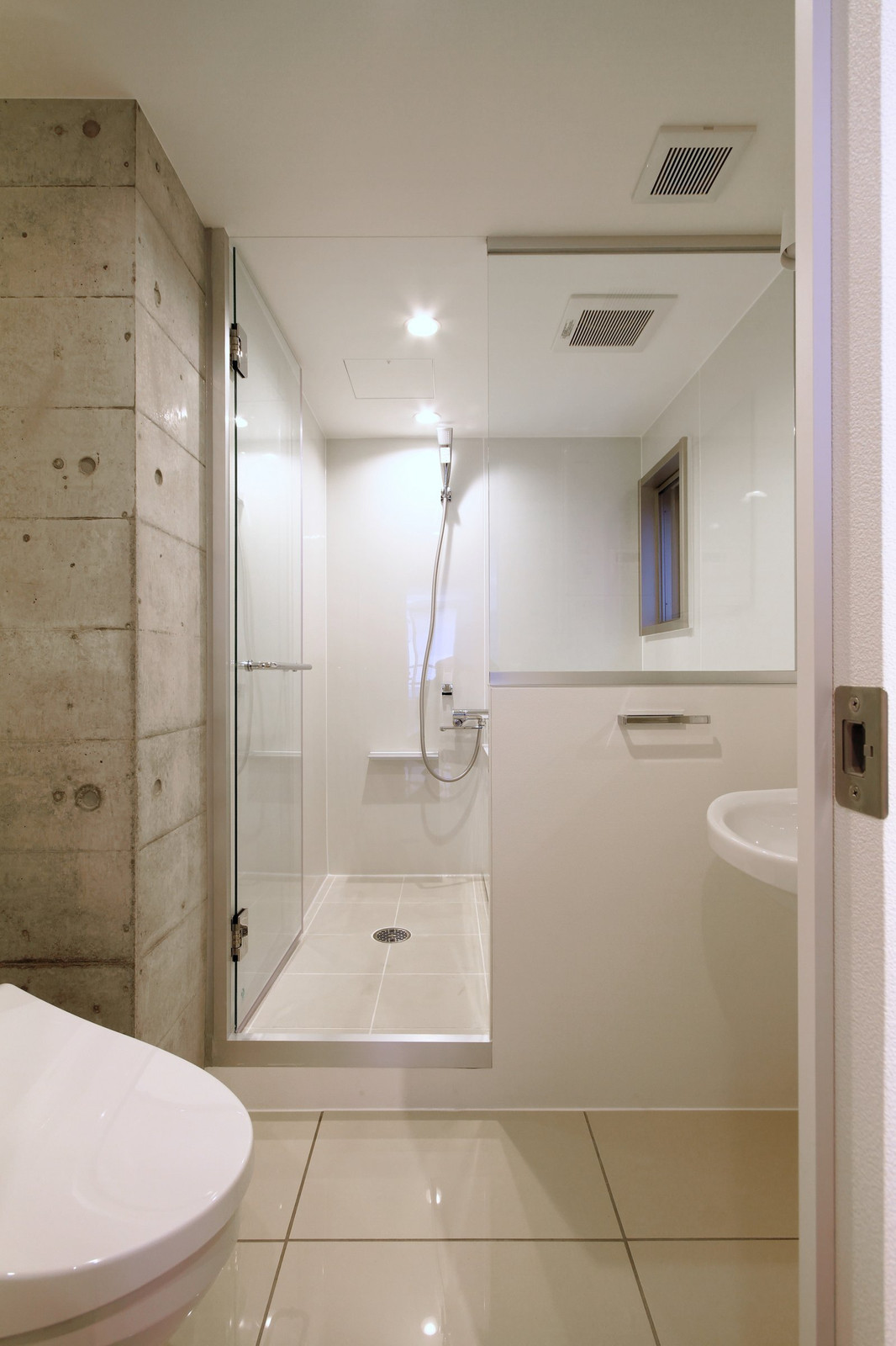 102151220115359_2re001