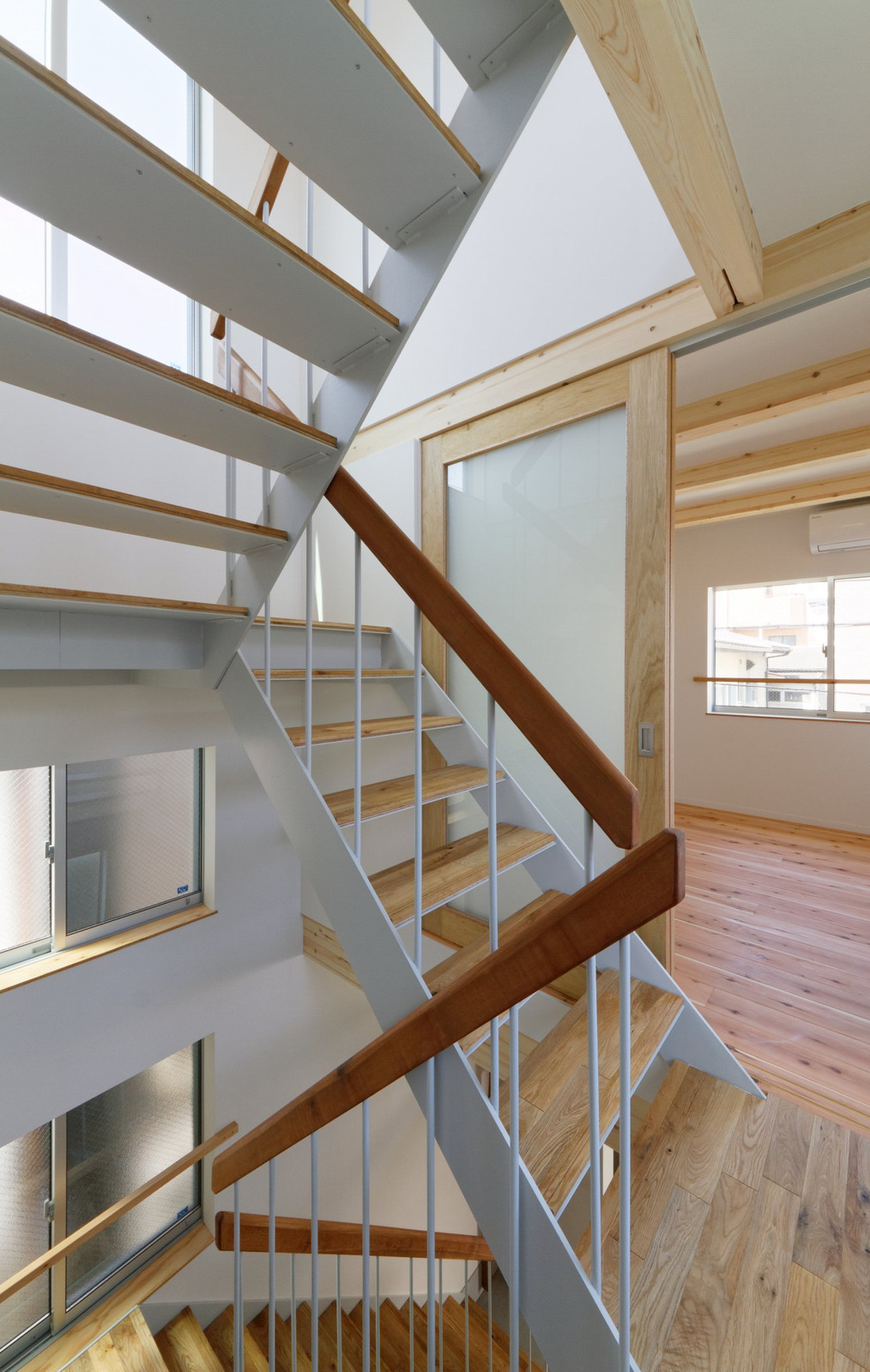 200160422100213 200160422100213