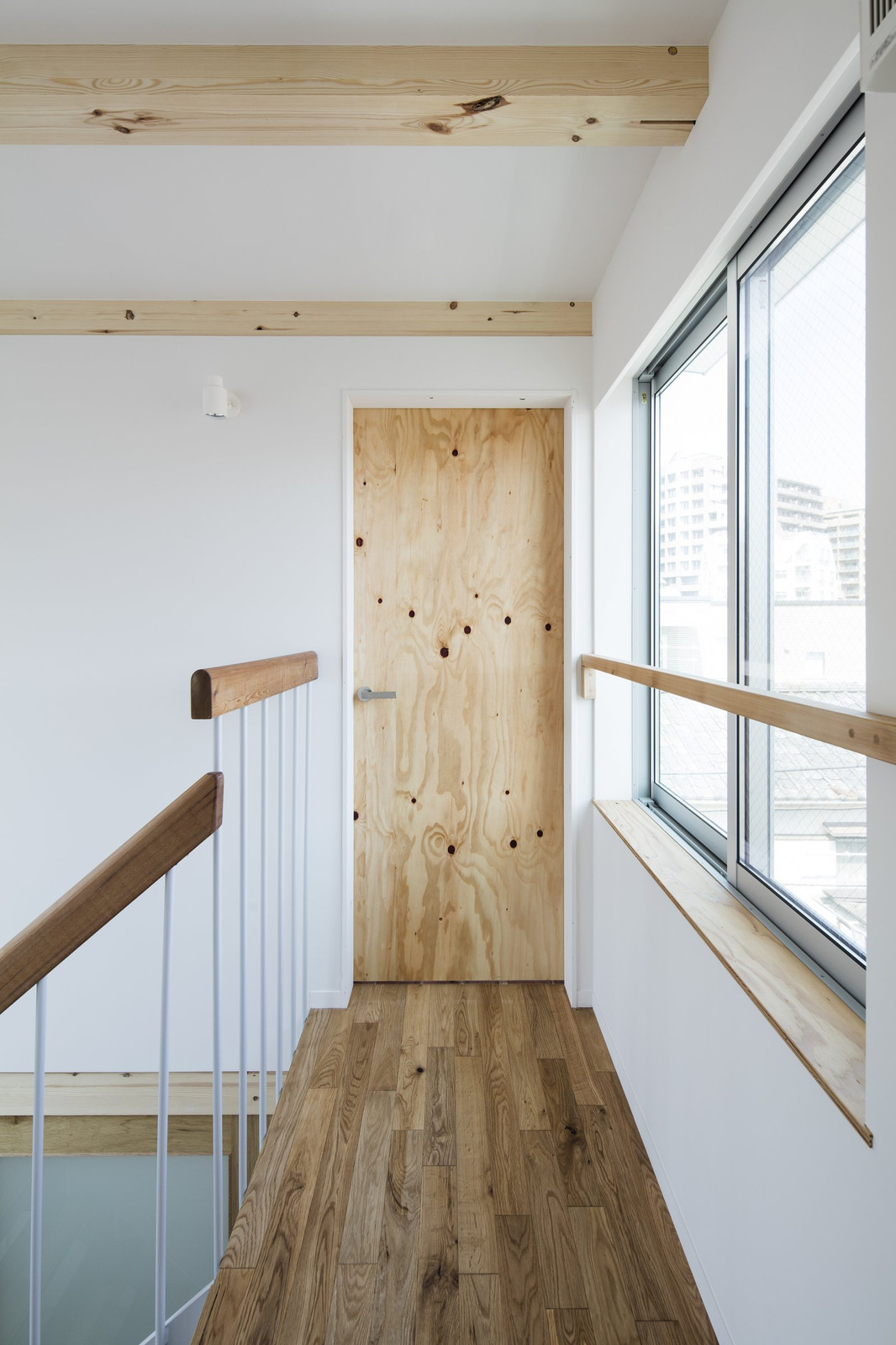 300160422_0027kh 300160422_0027kh