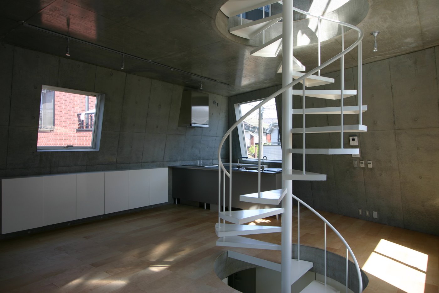 Sak070406186 Sak070406186